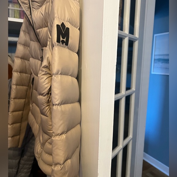 Mackage Puffer Jacket Beige Size Medium - Picture 7 of 9